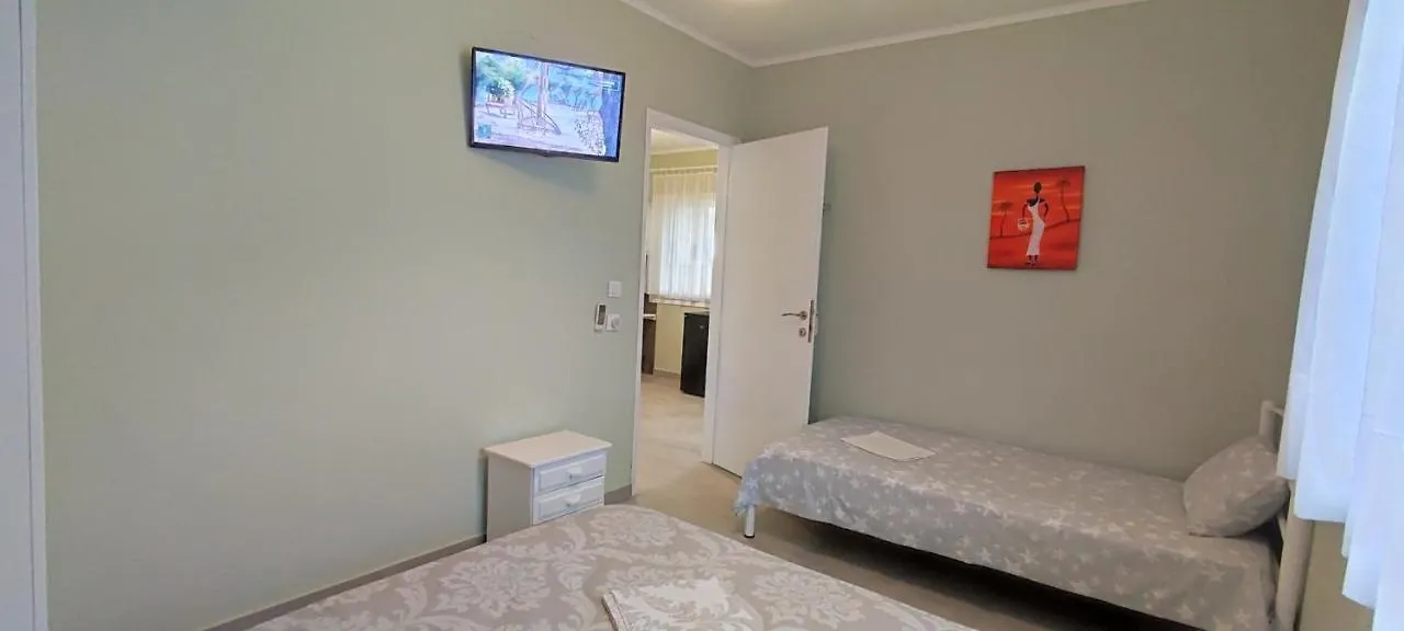 Garlis Apartments Psakoudia Greece