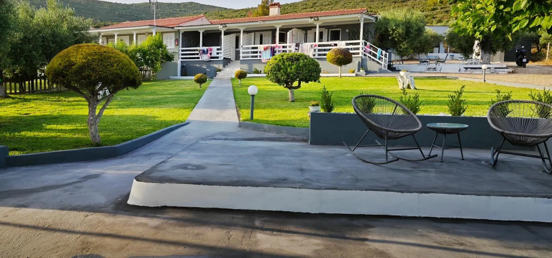 Garlis Apartments Psakoudia Greece