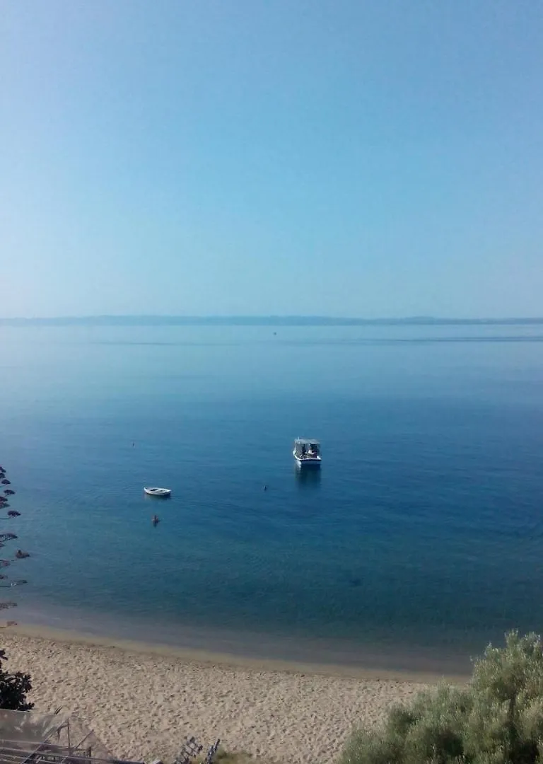 Garlis Apartments Psakoudia